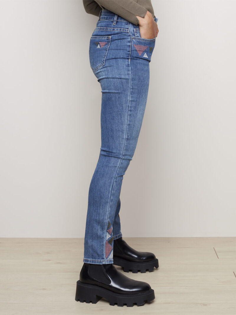 Jeans Charlie B C5373-431A extensible 5 poches brodés