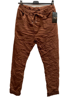 Pants Paris Italy 01357 stretchy and comfortable cognac color