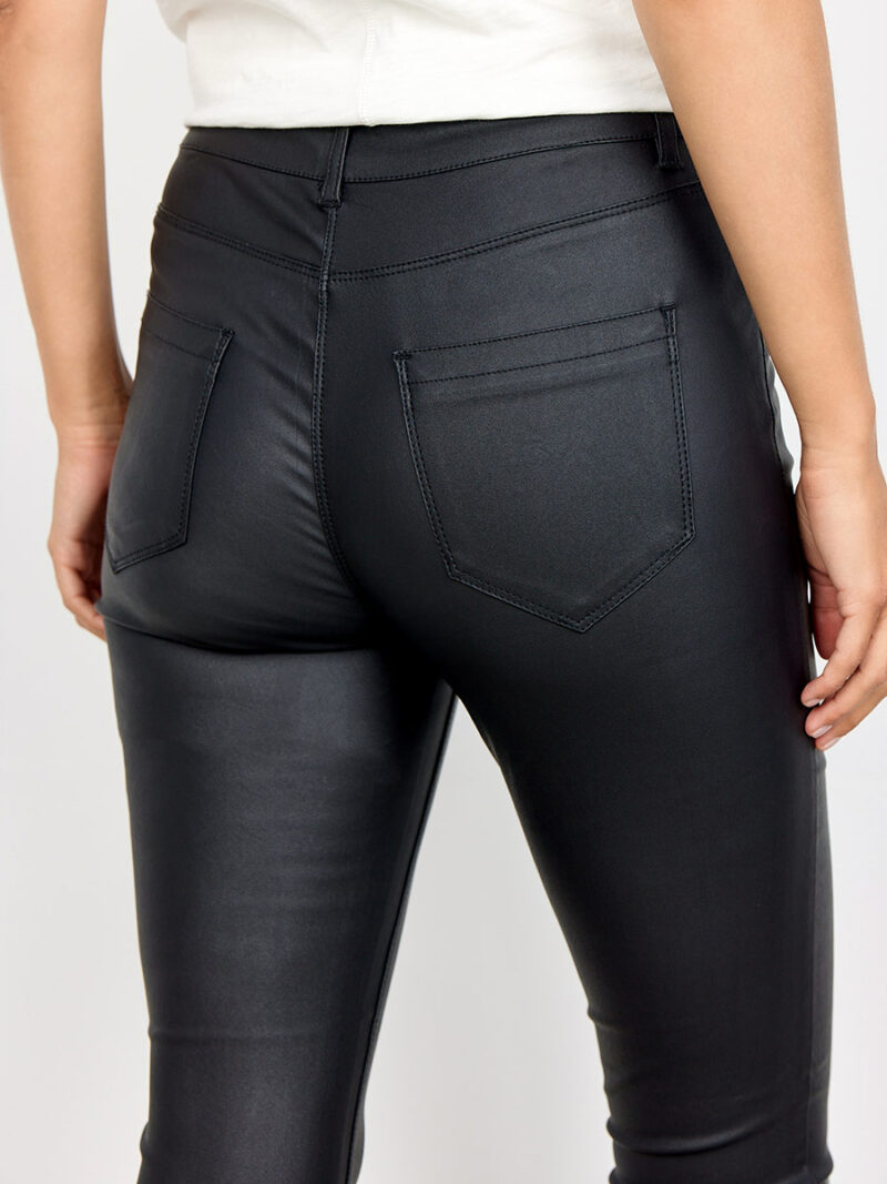 Pantalon Soya Concept 19208 extensible en ciré effet cuir noir