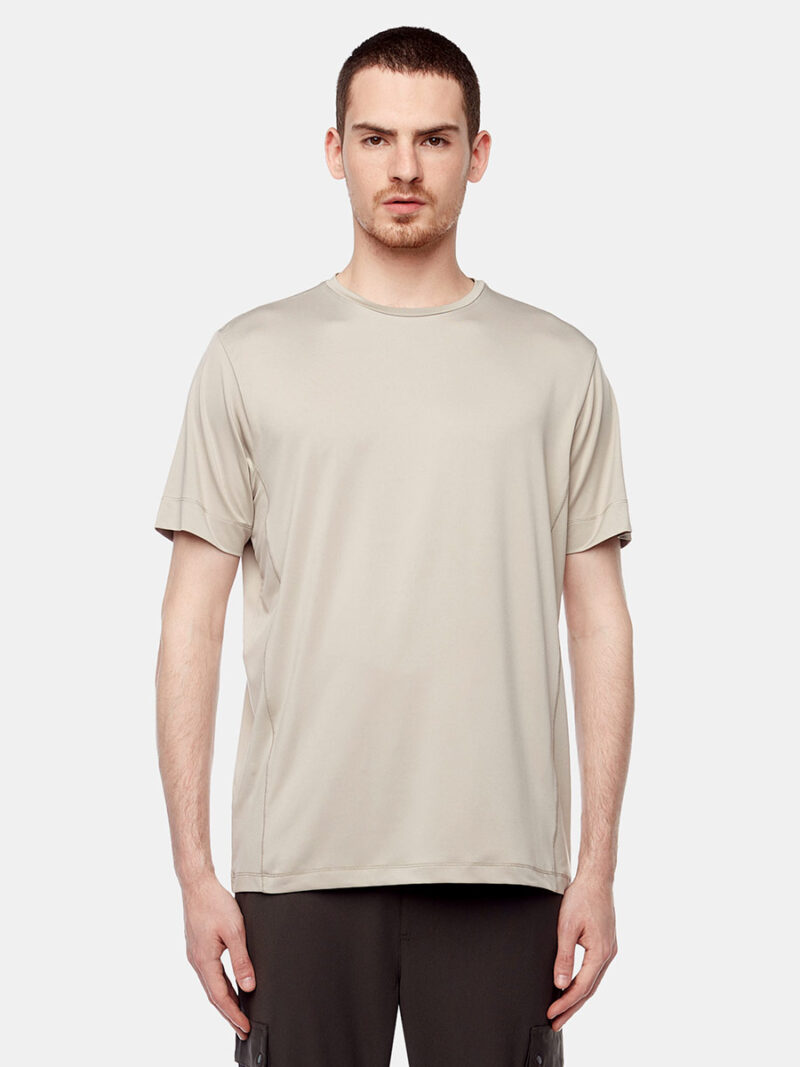 Projek Raw PPF22301 short-sleeved t-shirt in soft and stretchy fabrics beige color