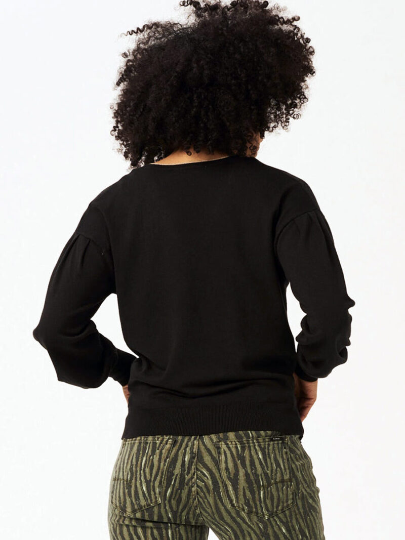 Chandail Garcia T20243 en tricot léger et doux couleur noir