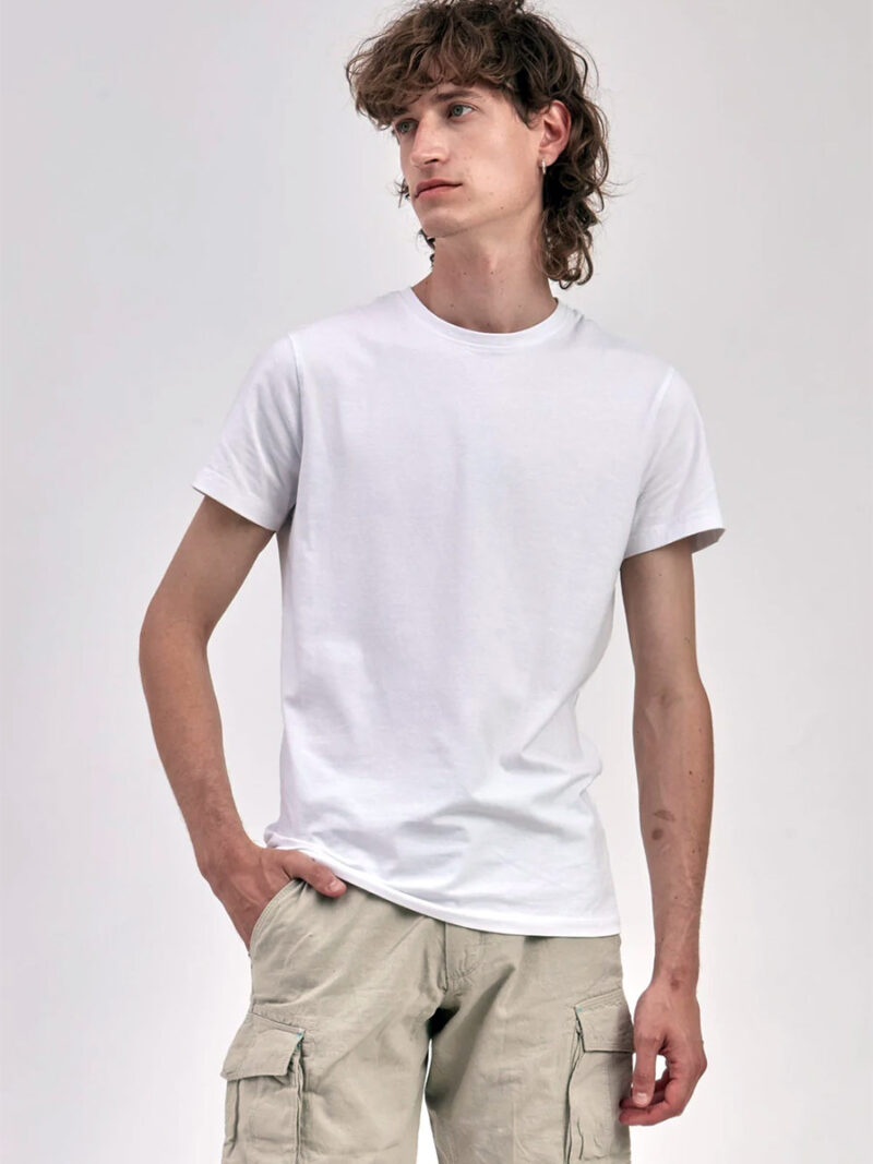 Point Zero T-shirt NOOS1004 stretchy and comfortable short sleeves white