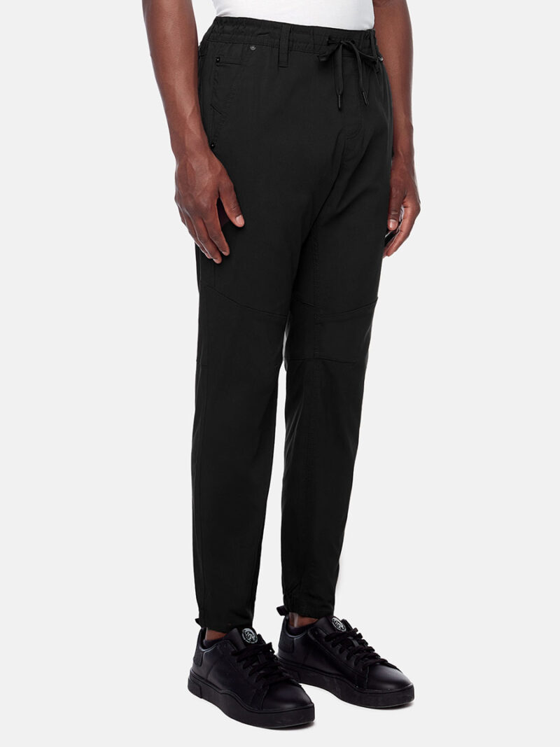 Pantalon Projek Raw 141108 style jogger en tissus confortable et extensible couleur charbon