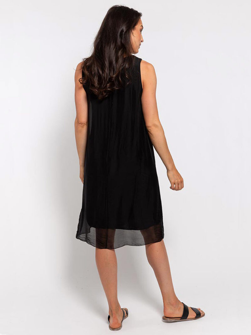 M Italy 19-62145NOS black sleeveless silk dress