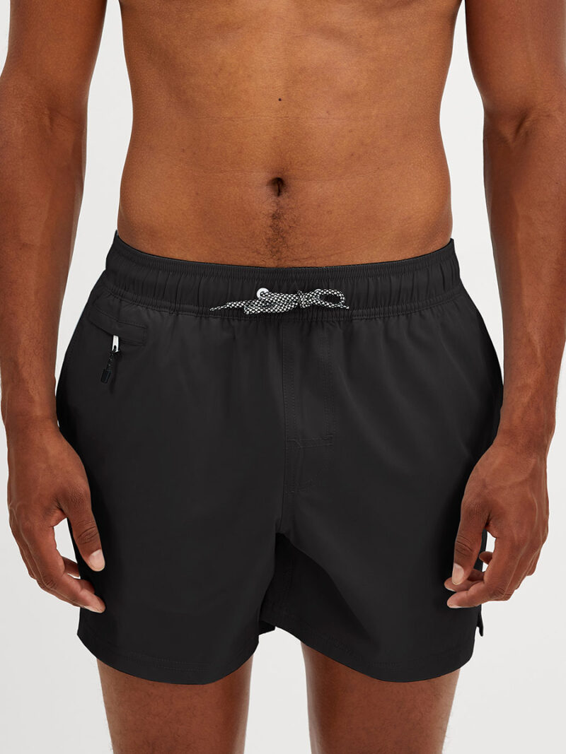 Short maillot Point Zero 7065299 tissus extensible et confortable avec poches zip couleur noir