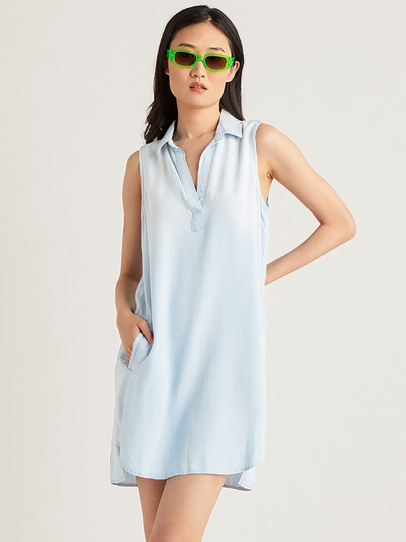 Dex Short dress 2122559D sleeveless in tencel in light blue