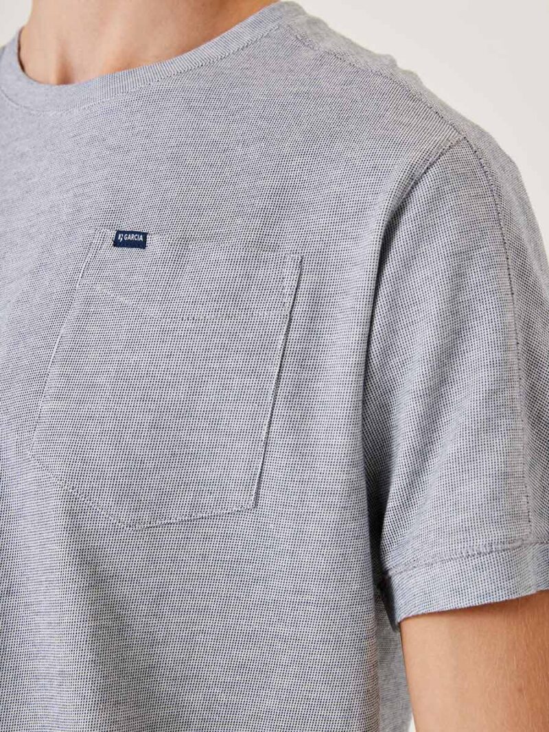 T-shirt Garcia B31206 manches courtes texturé avec une poche