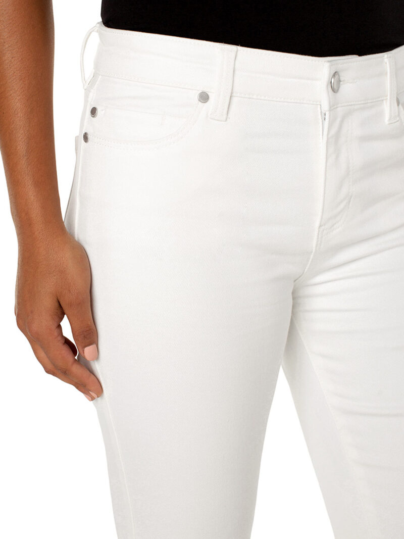 Liverpool LM7711Q31 white 7/8 Hannah  jeans