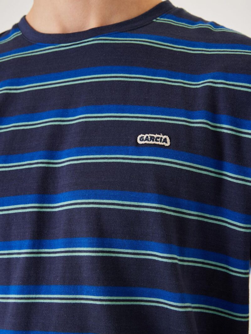 T-shirt Garcia C31003 manches courtes avec rayures marines