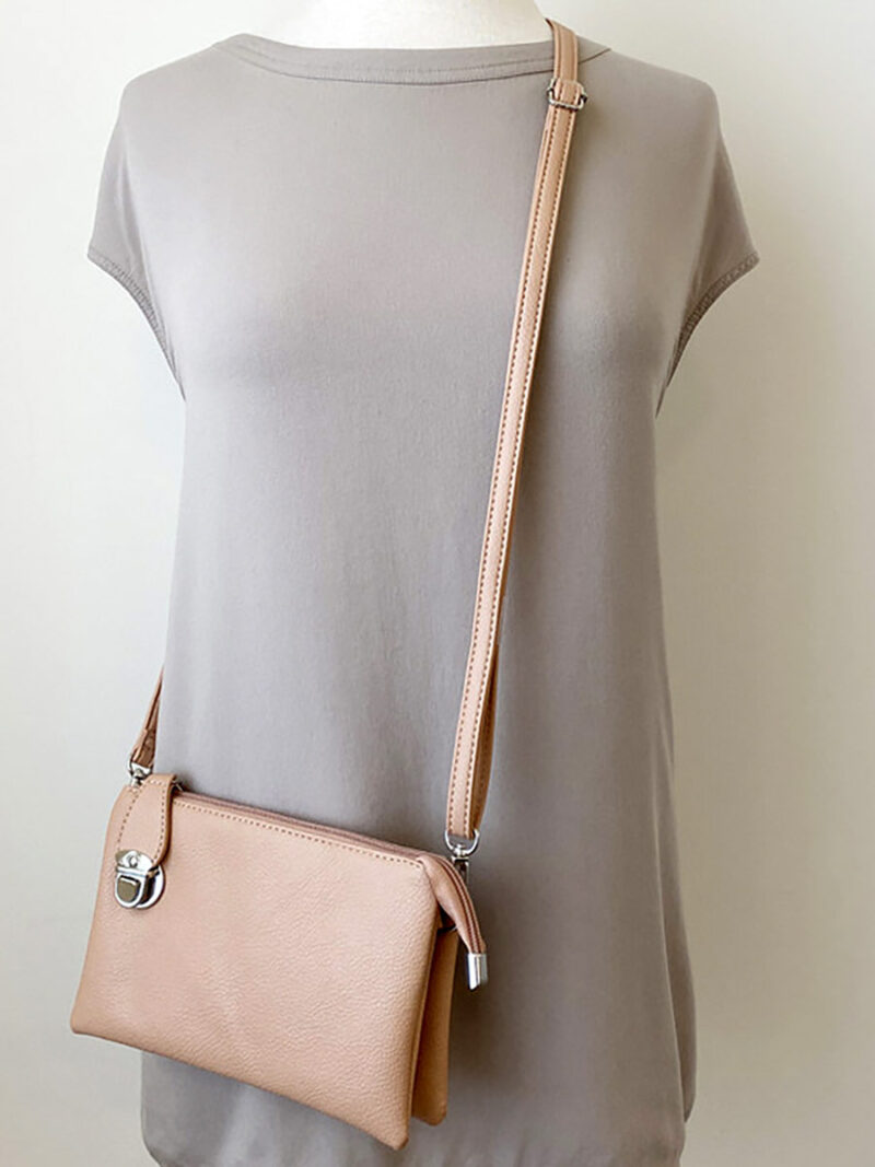 Caracol 7012 soft handbag with 3 pockets tan