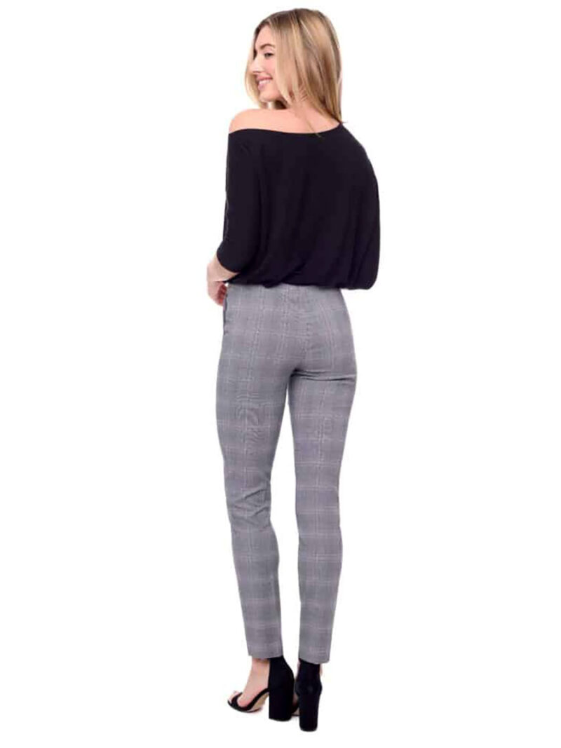 UP Pants 67921 slip-on and comfortable with a check pattern