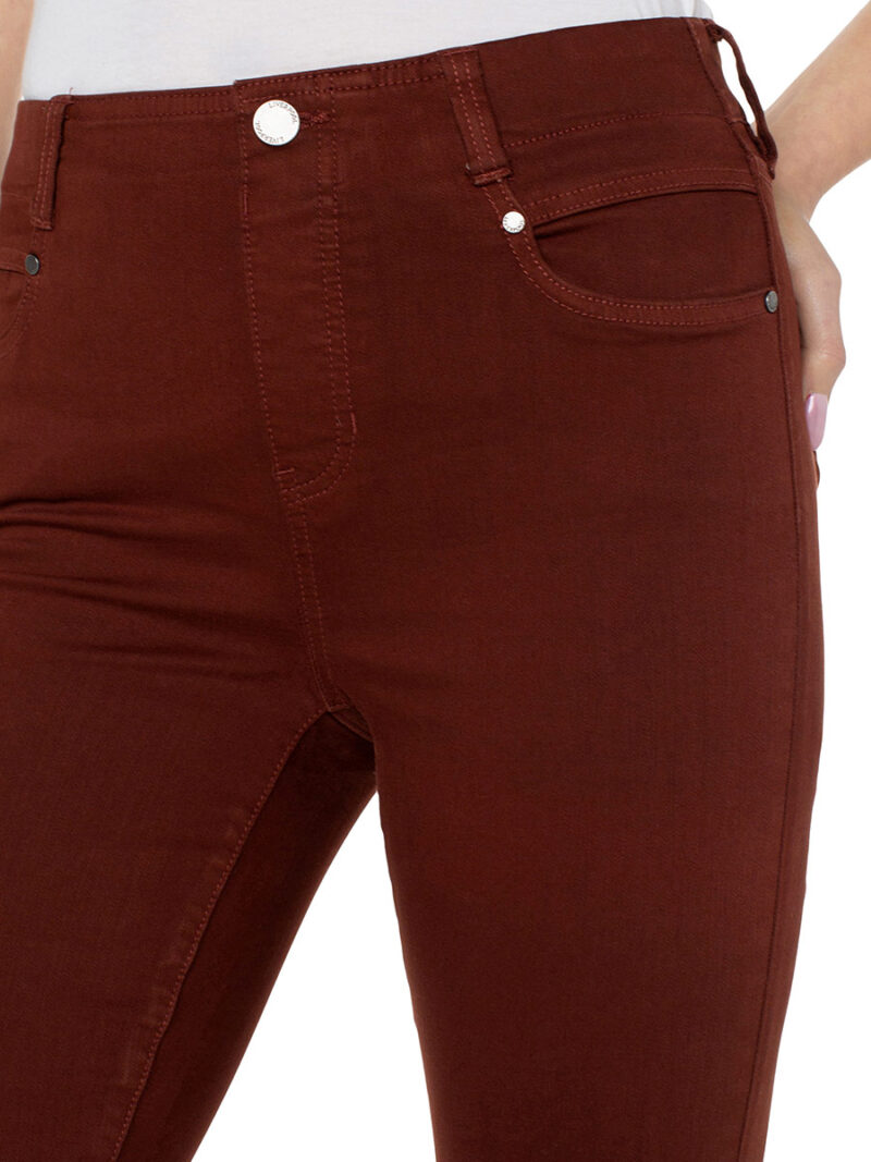 Jeans Liverpool LM2367f81-BRO enfilable en denim brun extensible et confortable