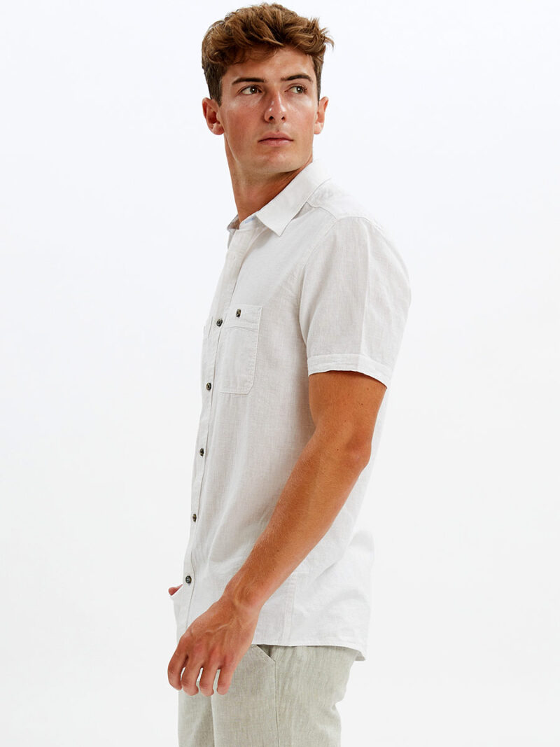 Point Zero 7264300 short-sleeved white linen shirt with 1 pocket