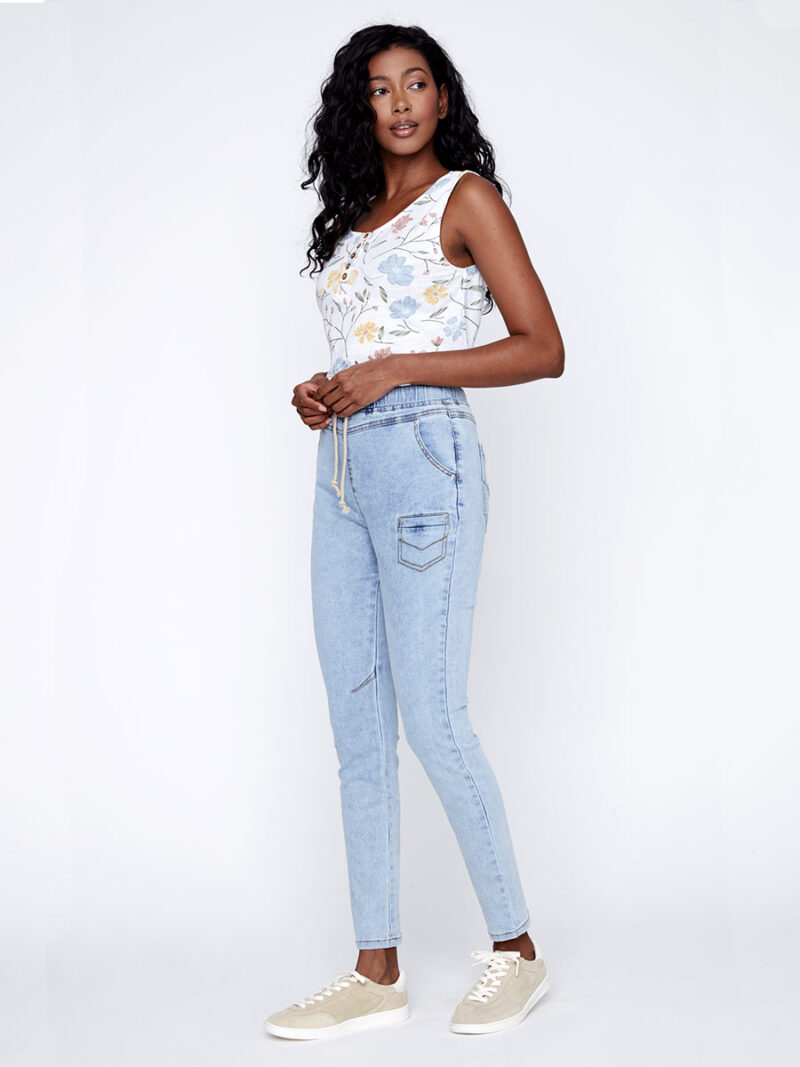 CoCo Y Club 241-1843 pull-on jeans, stretchy and comfortable light blue