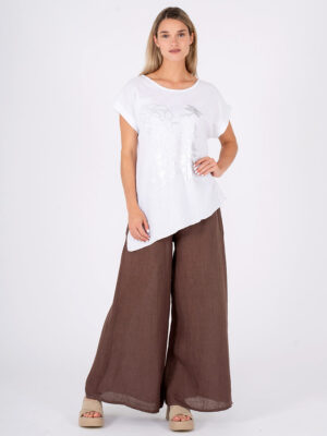 Loose top M 15-334157U tied at the bottom with tone-on-tone white print